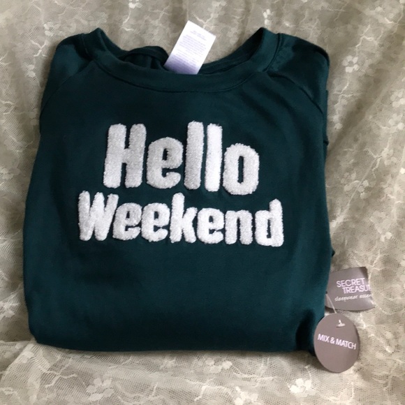 Hello Weekend, top/sleepwear